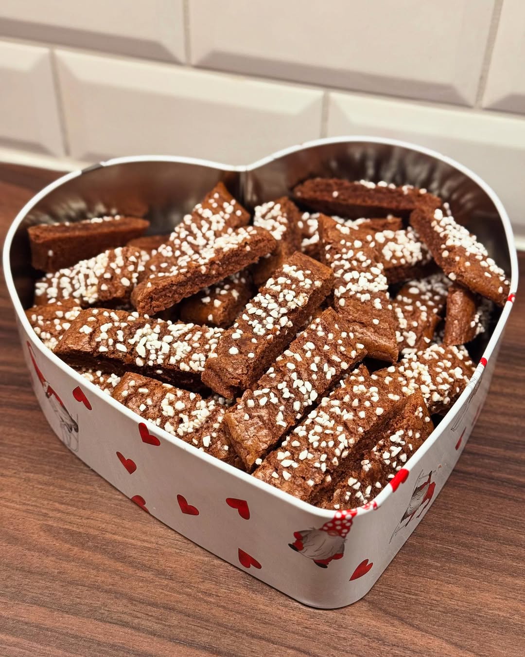 Chokladsnittar med pärlsocker