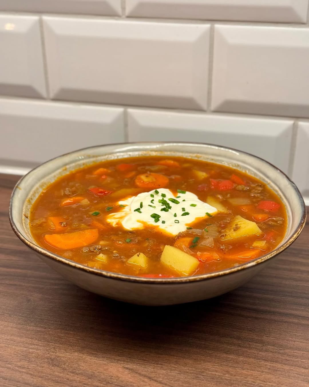 Gulasch-inspirerad soppa med tacofärs