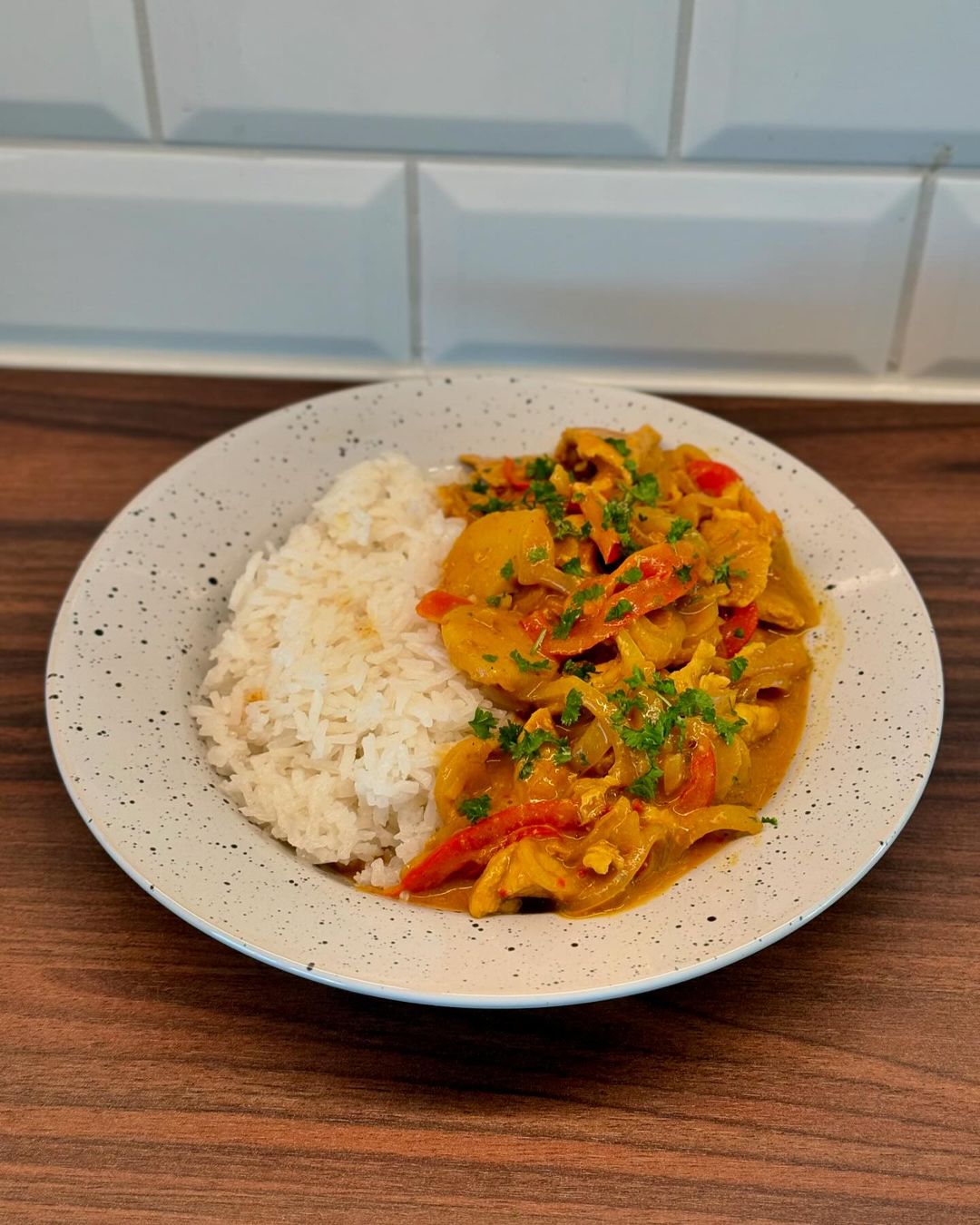 kycklinggryta med gul curry